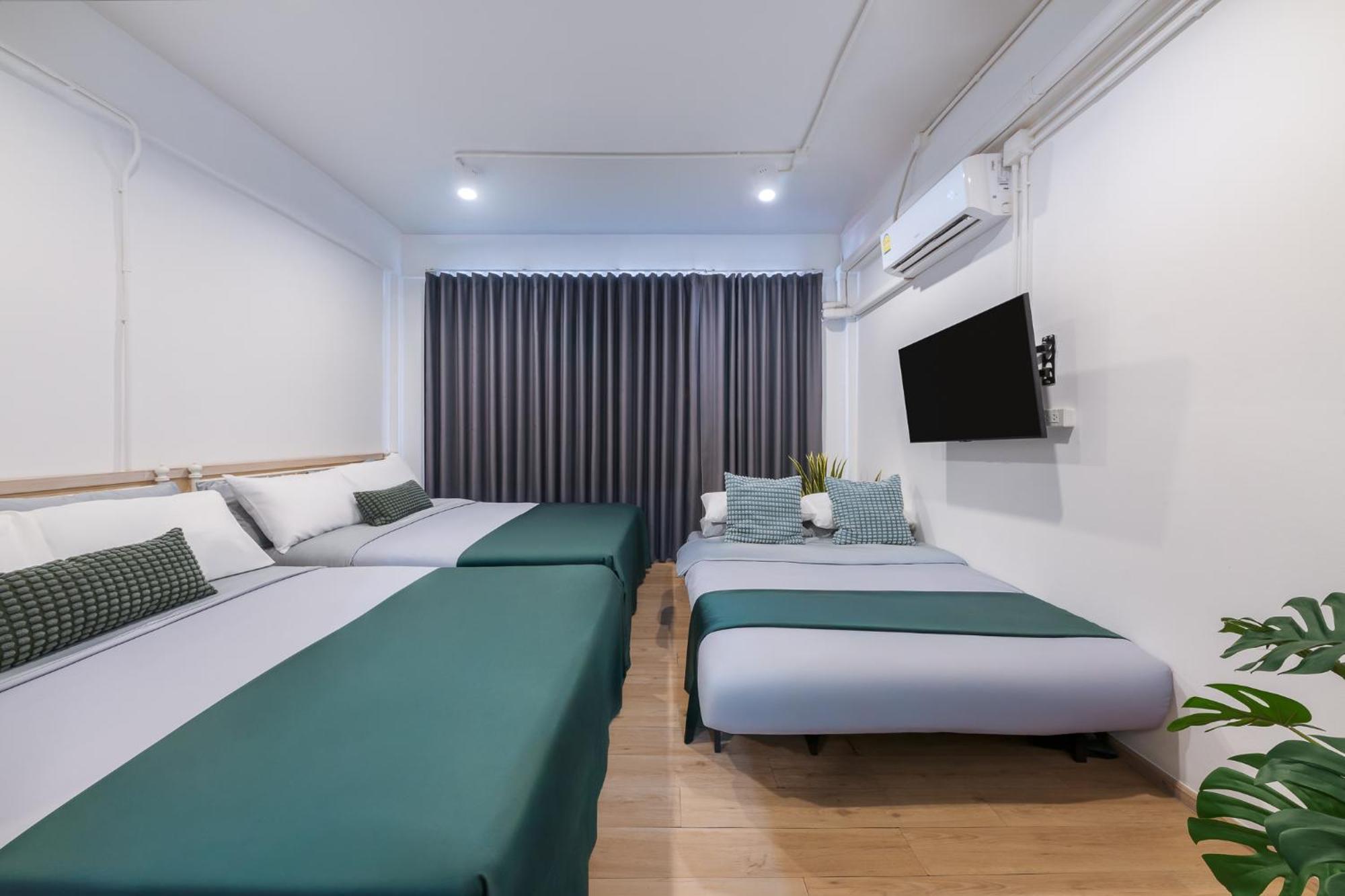 Platinum Deluxe Shopping Apartments Bangkok Buitenkant foto