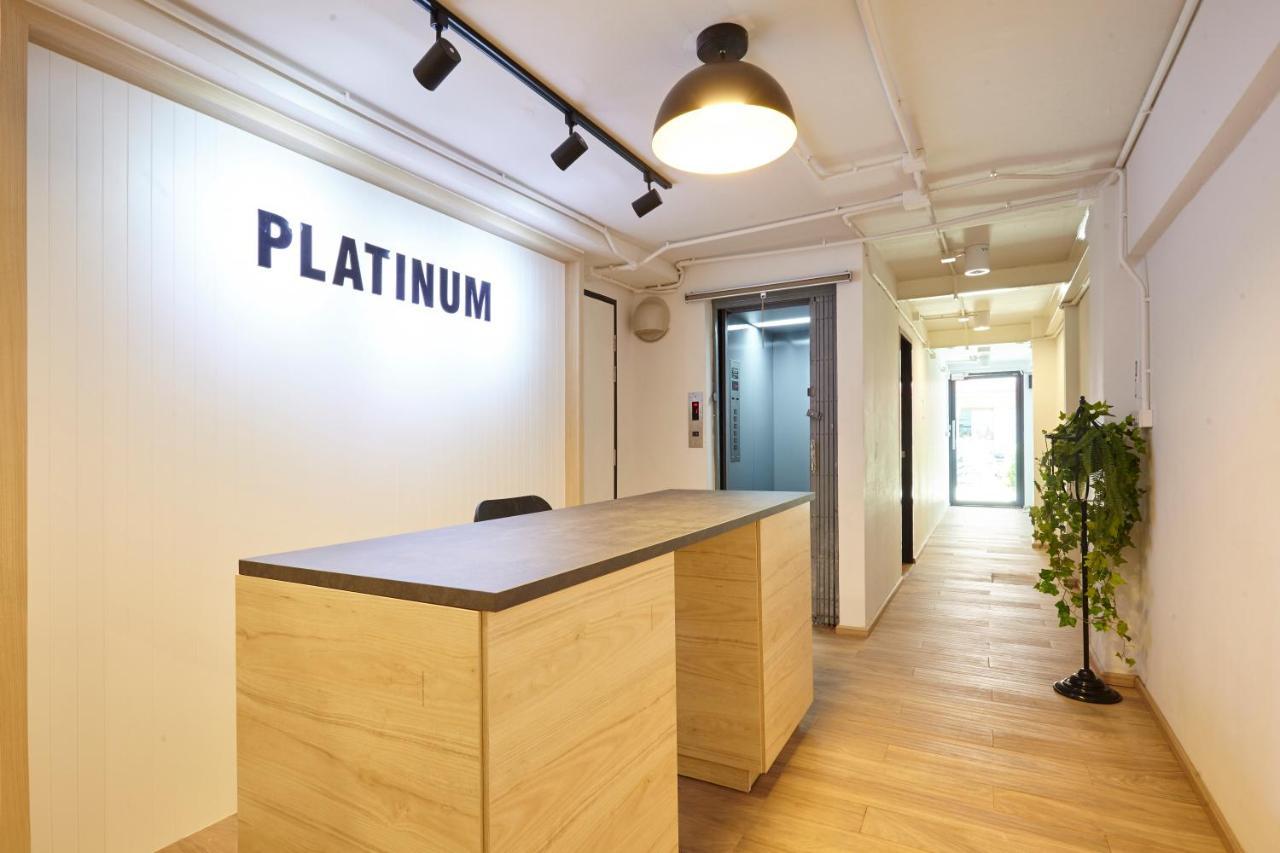 Platinum Deluxe Shopping Apartments Bangkok Buitenkant foto